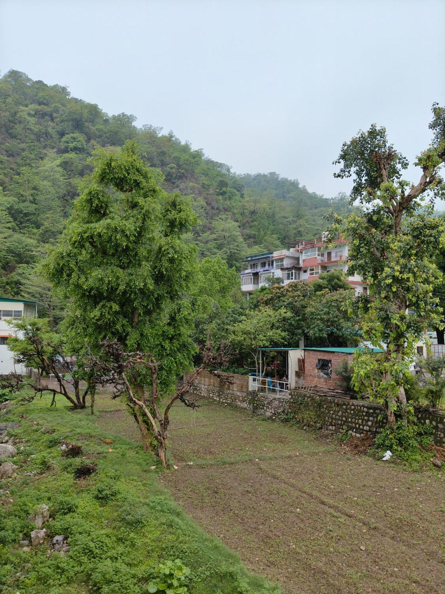 Deepak Homestay Rishikesh Ngoại thất bức ảnh